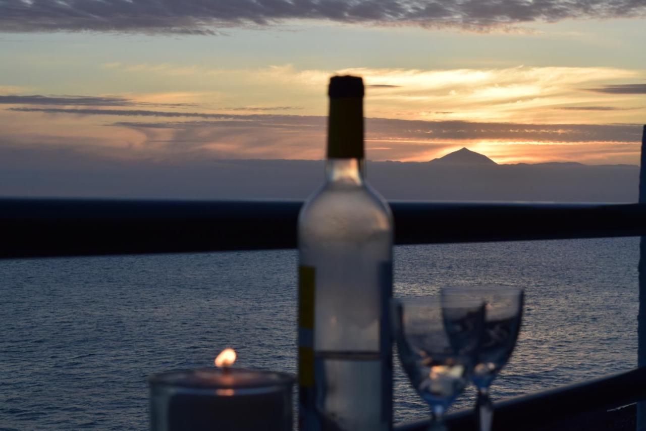 North Cliff Apartment *The Ocean Beneath Your Feet* กัลดาร์ ภายนอก รูปภาพ